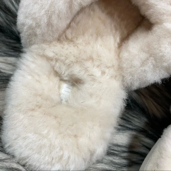 LAMO Sheepskin Alisa Cream Cross Slippers - Picture 6 of 10